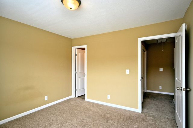 309 Sam Houston Cir, Clarksville, TN 37040