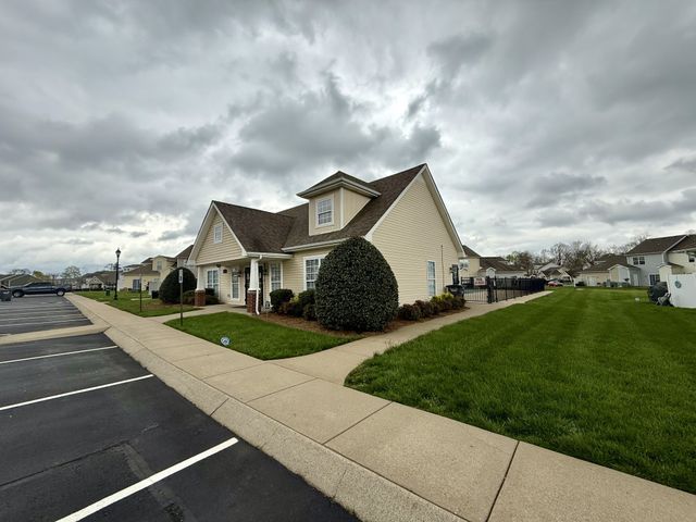 309 Sam Houston Cir, Clarksville, TN 37040