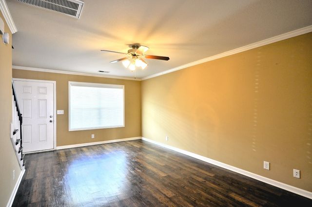 309 Sam Houston Cir, Clarksville, TN 37040