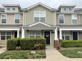 309 Sam Houston Cir, Clarksville, TN 37040