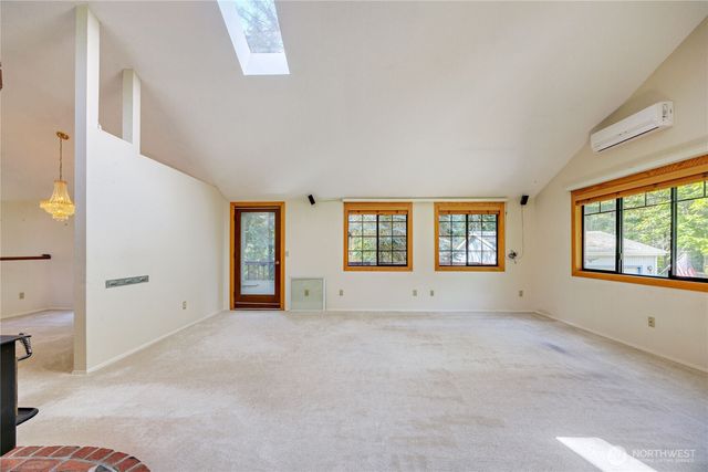 500 Mallard Lane NW, Seabeck, WA 98380