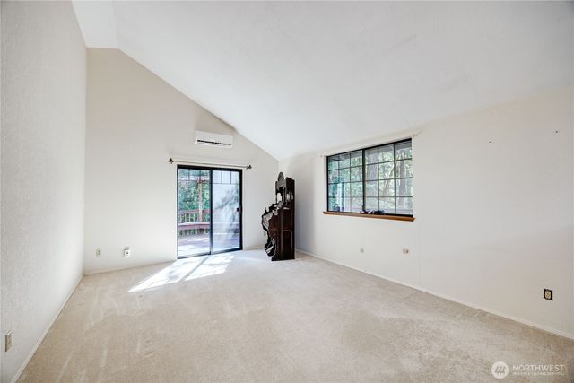 500 Mallard Lane NW, Seabeck, WA 98380