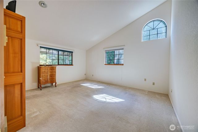 500 Mallard Lane NW, Seabeck, WA 98380