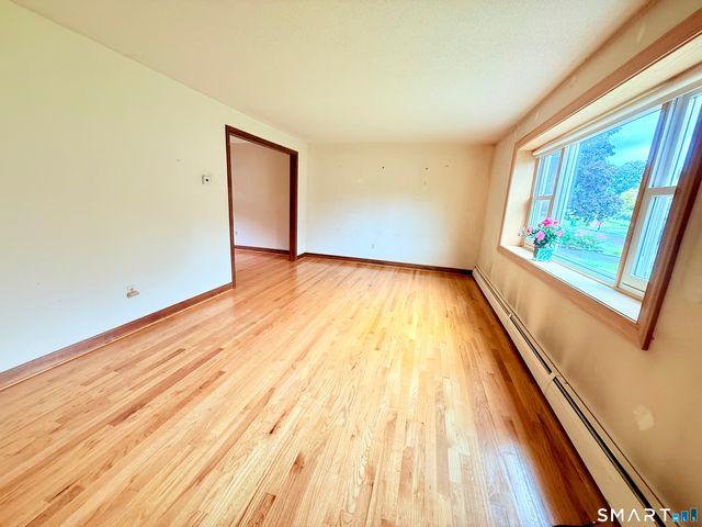 46 Lincoln Way, Windsor, CT 06095