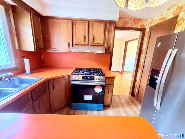 46 Lincoln Way, Windsor, CT 06095