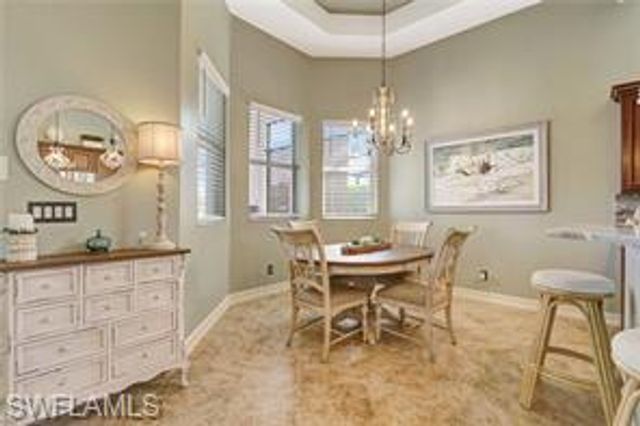 7636 Sussex CT, Naples, FL 34113