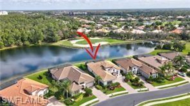 7636 Sussex CT, Naples, FL 34113
