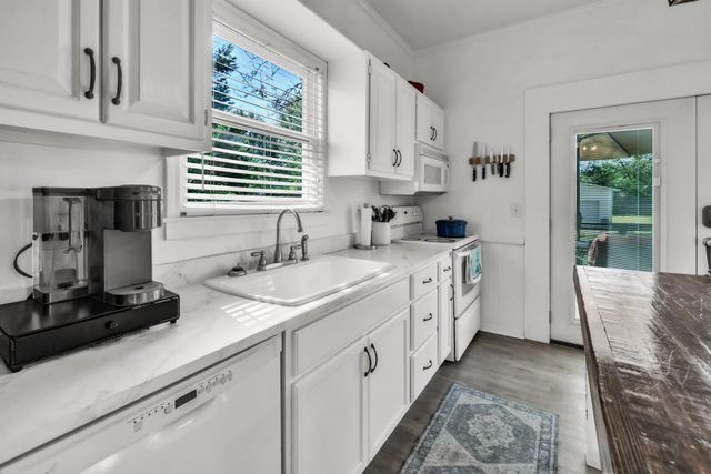 911 Highway 85 Connector, Brooks, GA 30205