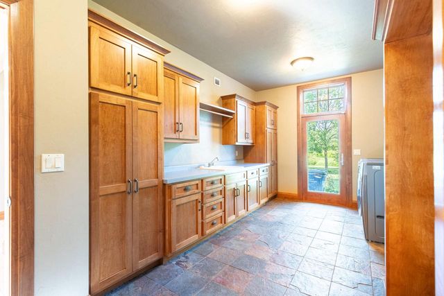 5305 Goldust COURT, De Pere, WI 54115