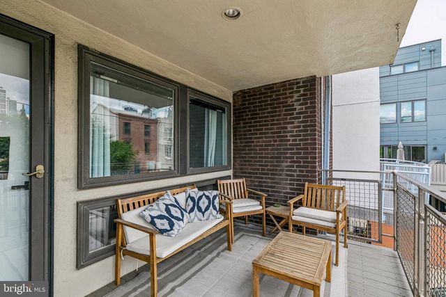 1130 LOMBARD ST, Philadelphia, PA 19147