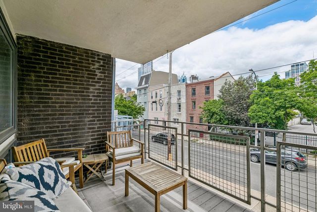 1130 LOMBARD ST, Philadelphia, PA 19147