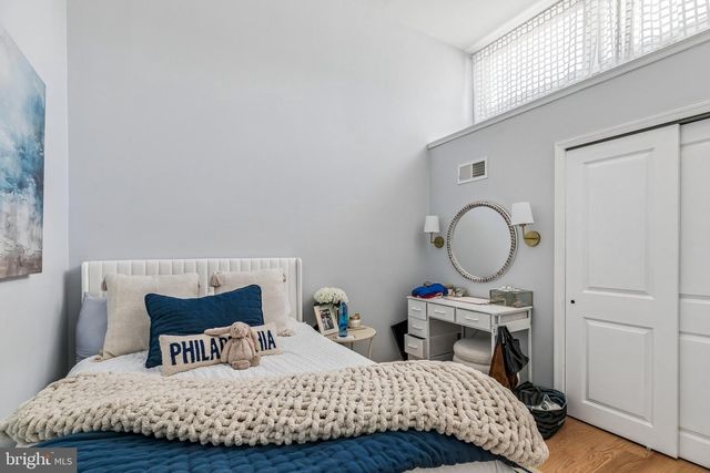 1130 LOMBARD ST, Philadelphia, PA 19147