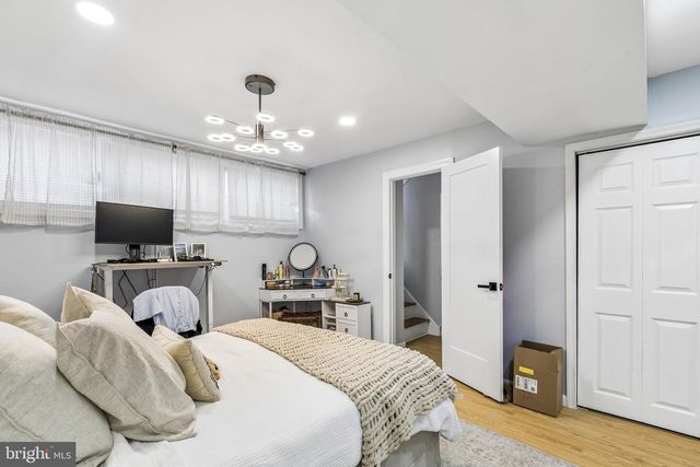 1130 LOMBARD ST, Philadelphia, PA 19147