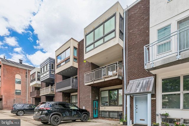 1130 LOMBARD ST, Philadelphia, PA 19147