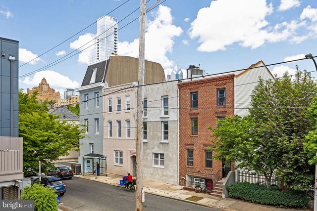 1130 LOMBARD ST, Philadelphia, PA 19147