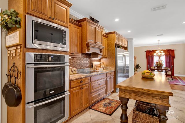 19107 Hughen Street, Robertsdale, AL 36567