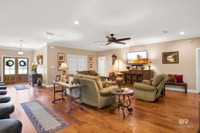 19107 Hughen Street, Robertsdale, AL 36567