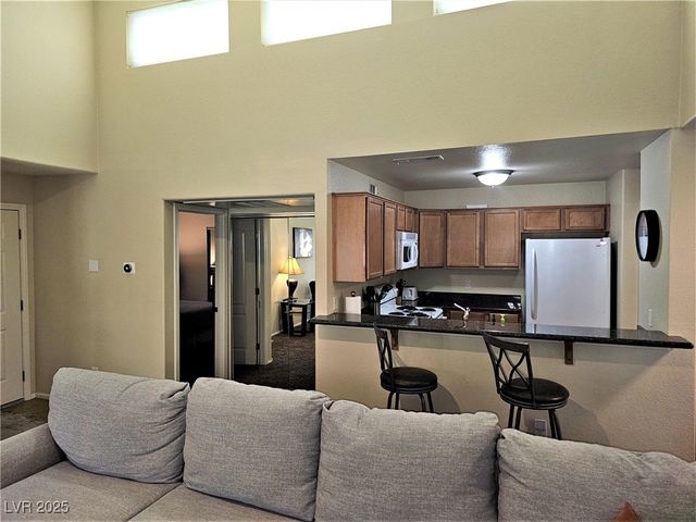 3145 East Flamingo Road 2084, Las Vegas, NV 89121