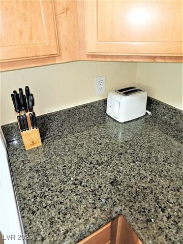 3145 East Flamingo Road 2084, Las Vegas, NV 89121