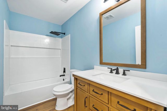 1370 COSTER RD, Lusby, MD 20657