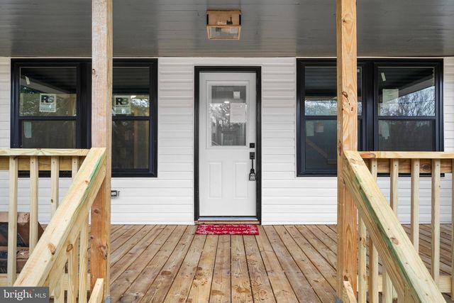 1370 COSTER RD, Lusby, MD 20657