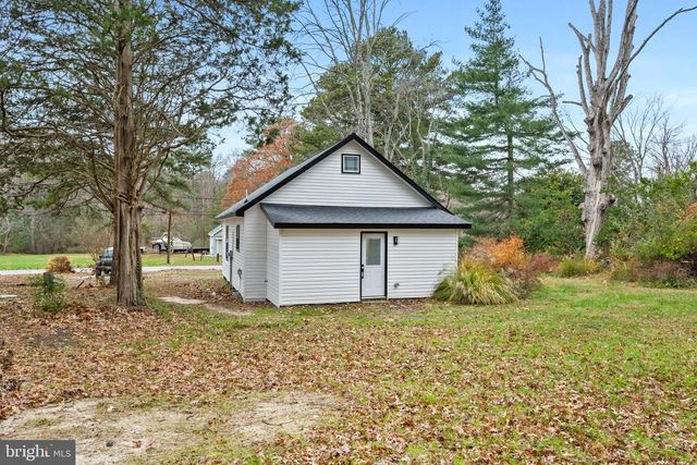 1370 COSTER RD, Lusby, MD 20657