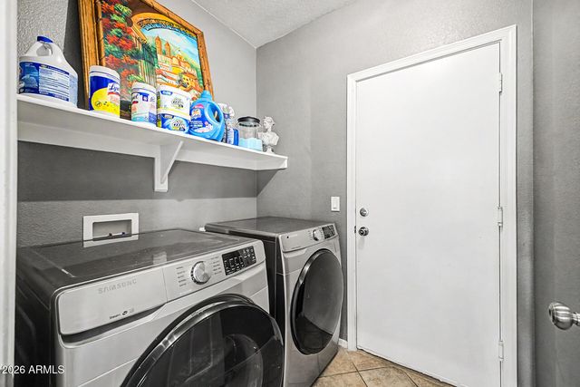 25220 N 41ST Avenue, Phoenix, AZ 85083