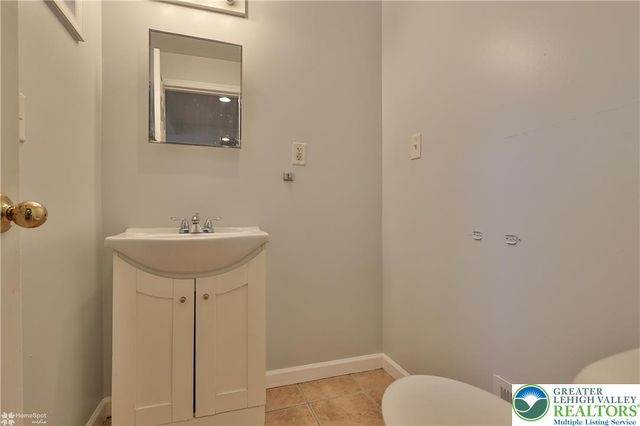 427 Pawnee Street, Bethlehem City, PA 18015