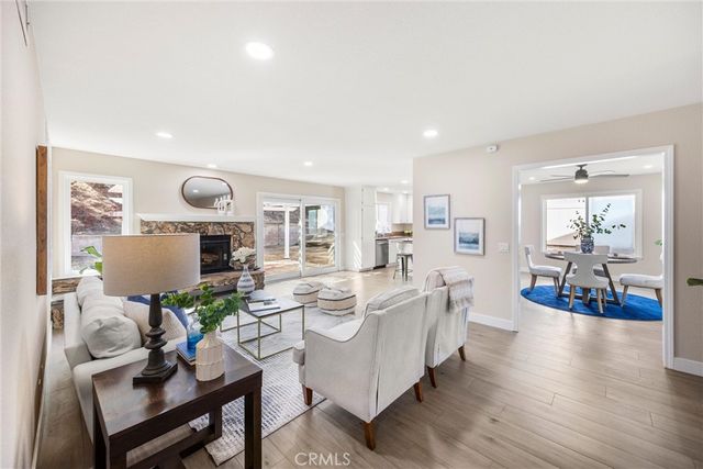 1274 Redwood View Drive, Pomona, CA 91766