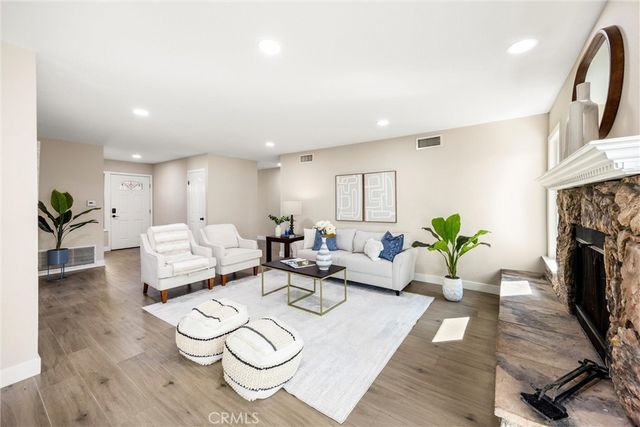 1274 Redwood View Drive, Pomona, CA 91766