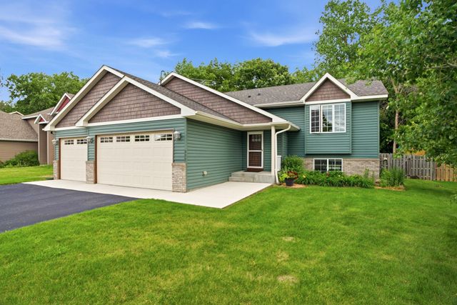 322 Lilium Circle, Watertown, MN 55388