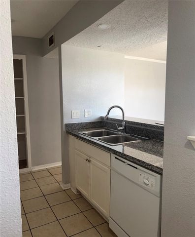 260 El Dorado Boulevard 3204, Houston, TX 77598