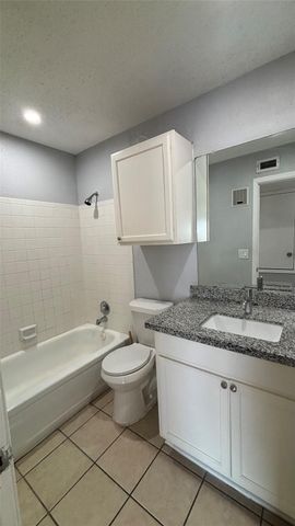 260 El Dorado Boulevard 3204, Houston, TX 77598