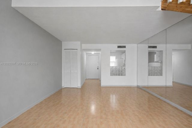 10901 N Kendall Dr 214, Miami, FL 33176