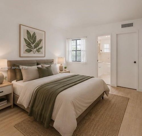 10901 N Kendall Dr 214, Miami, FL 33176