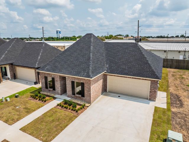 214 Rue Max, Houma, LA 70364
