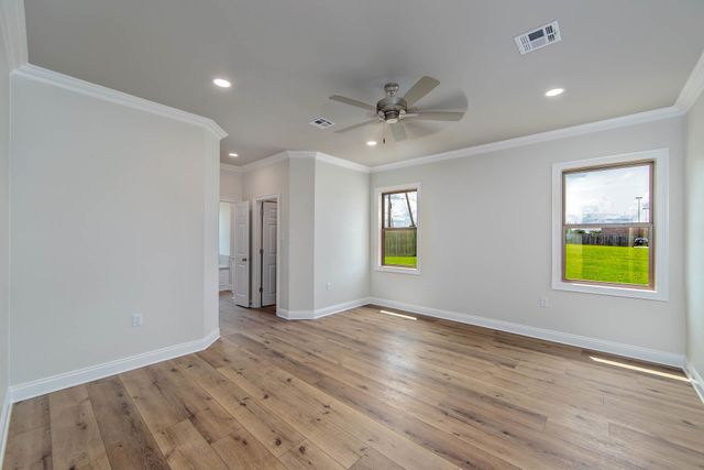 214 Rue Max, Houma, LA 70364