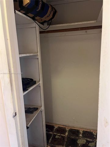 1012 SW 11th St 9N, Hallandale Beach, FL 33009