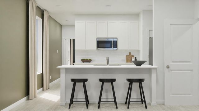 306 Seven Seas DR, Kyle, TX 78640