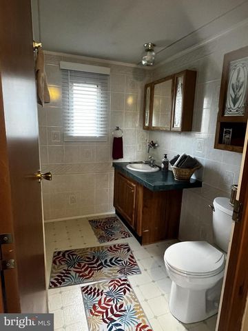 221 EBY LN, Middletown, PA 17057