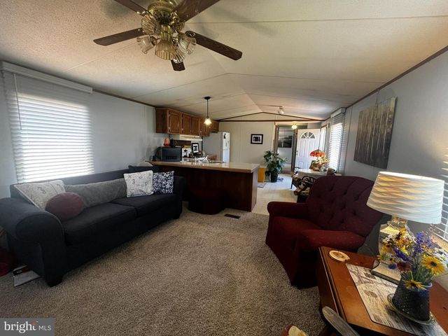 221 EBY LN, Middletown, PA 17057