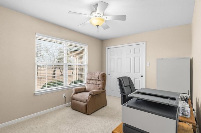 420 Rundberg DR, Jarrell, TX 76537