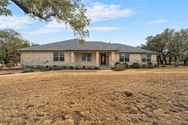 420 Rundberg DR, Jarrell, TX 76537