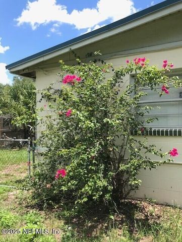 2519 W MAIN Street, Palatka, FL 32177