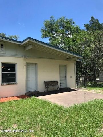 2519 W MAIN Street, Palatka, FL 32177