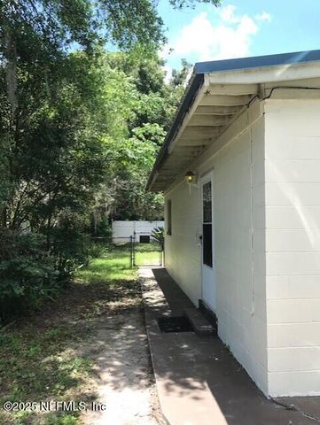 2519 W MAIN Street, Palatka, FL 32177