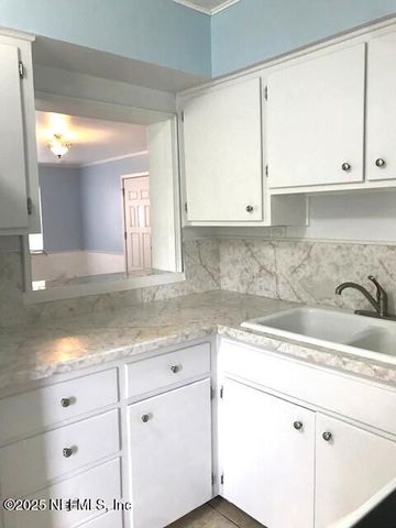 2519 W MAIN Street, Palatka, FL 32177