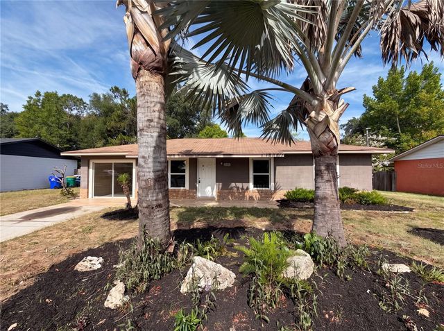 505 OAK DRIVE, Tavares, FL 32778