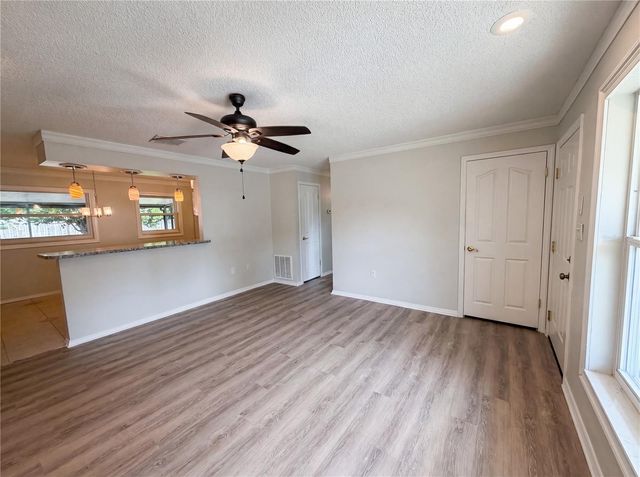505 OAK DRIVE, Tavares, FL 32778