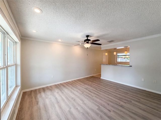 505 OAK DRIVE, Tavares, FL 32778